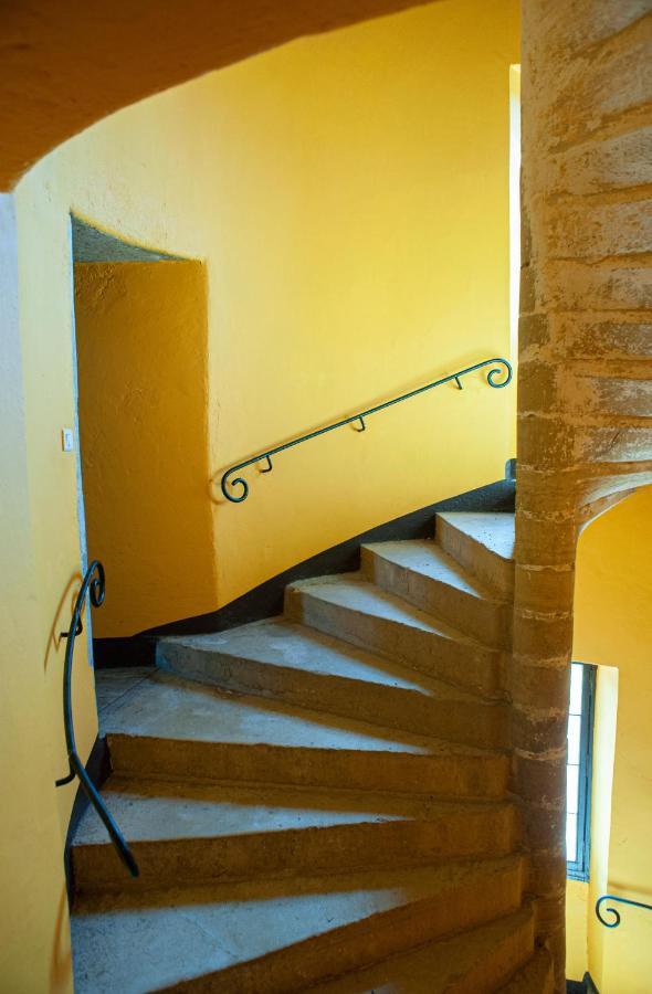 Chateau Garinie 15Th Century Medieval Castle In The South Of France Lugan  Dış mekan fotoğraf