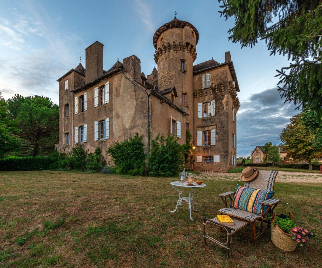 Chateau Garinie 15Th Century Medieval Castle In The South Of France Lugan  Dış mekan fotoğraf