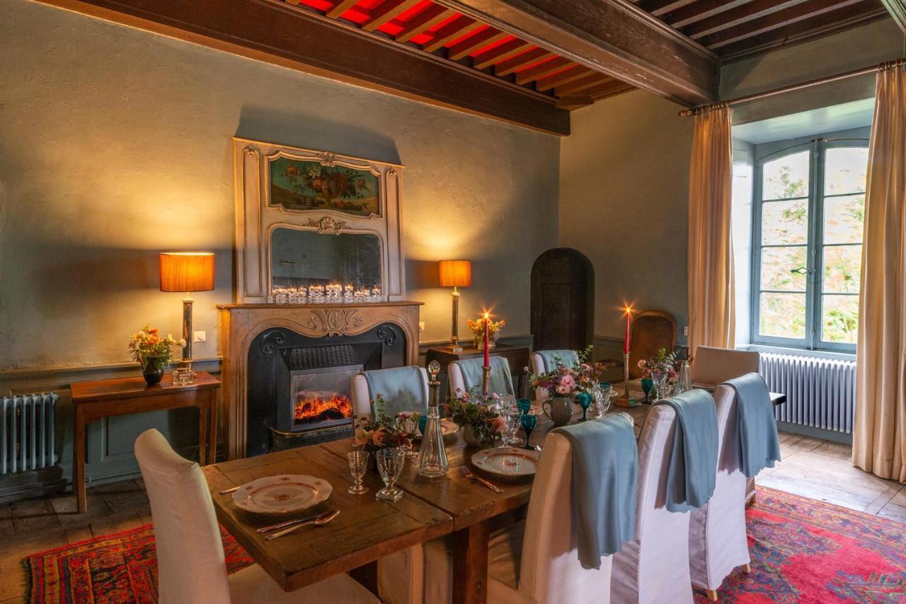 Chateau Garinie 15Th Century Medieval Castle In The South Of France Lugan  Dış mekan fotoğraf