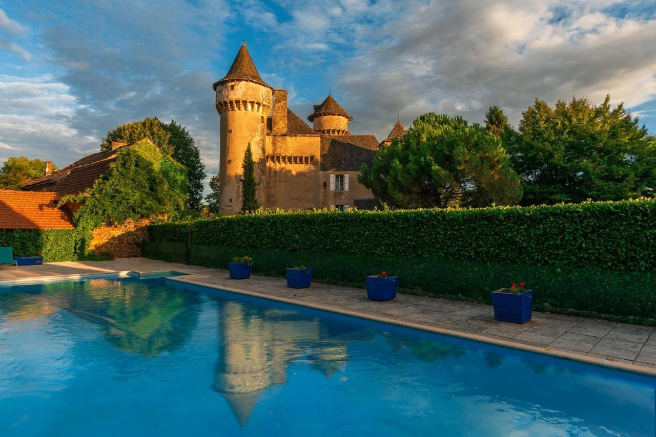 Chateau Garinie 15Th Century Medieval Castle In The South Of France Lugan  Dış mekan fotoğraf
